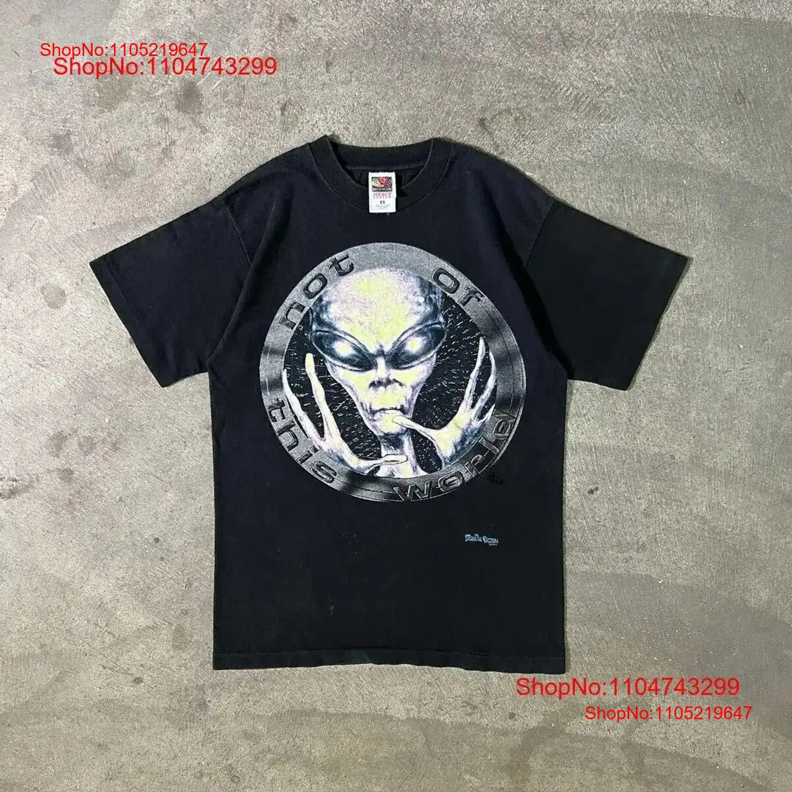 Vintage Fashion Victim Shirt - Fashion Victim Alienof This World 티셔츠